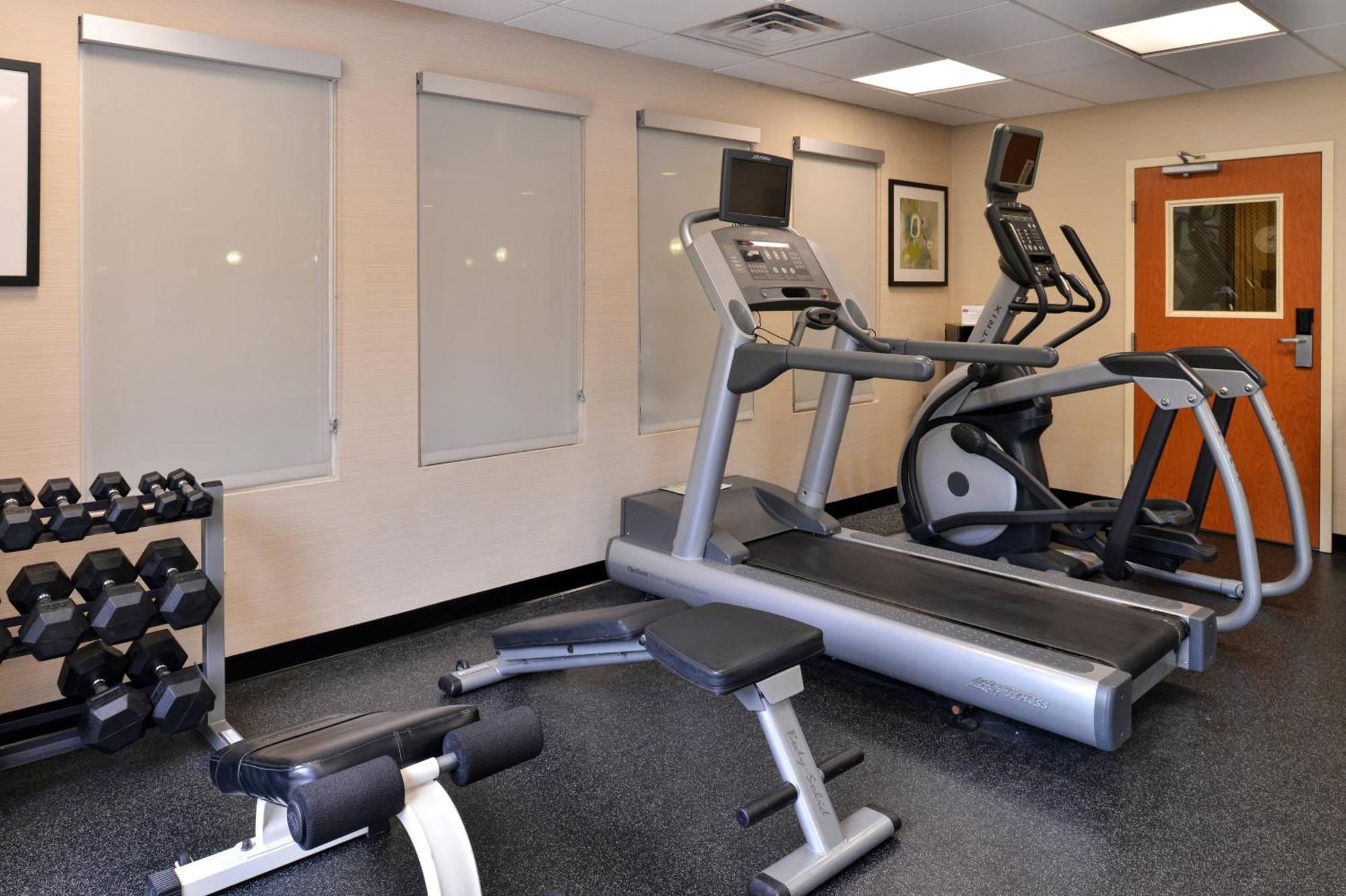 Fairfield Inn & Suites Cleveland Avon Ngoại thất bức ảnh